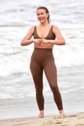 Julianne Hough in Sports Bra And Leggings at Venice Beach 04/24/2021