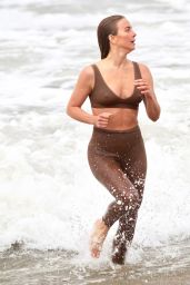 Julianne Hough in Sports Bra And Leggings at Venice Beach 04/24/2021