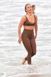 Julianne Hough in Sports Bra And Leggings at Venice Beach 04/24/2021