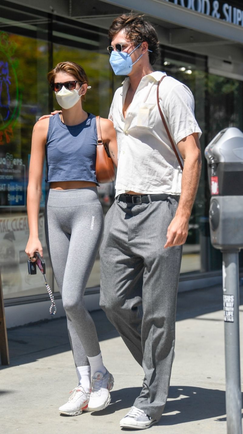 Kaia Gerber With Boyfriend Jacob Elordi in Los Feliz 04/07/2021 ...