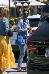 Katherine Schwarzenegger - Out in the Palisades 04/09/2021