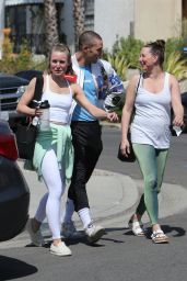 Kristen Bell - Out in Los Feliz 04/17/2021