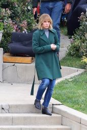 Kristen Bell - "The Woman In The House" Set in Los Angeles 04/13/2021