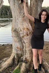 Laura Marano – Live Stream Video and Photos 04/18/2021