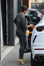 Lori Harvey - Shopping for Jewelry in Beverly Hills 04/01/2021