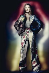Natalia Vodianova - Vogue Italia April 2021