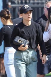 Natalie Portman - Out in Sydney 04/24/2021