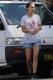 Natalie Portman - Running Errands in Sydney 04/01/2021