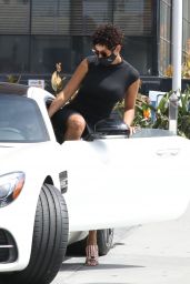 Nicole Murphy in a Tight Black Dress - West Hollywood 04/10/2021