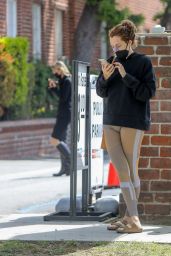 Riley Keough Chats On Her Phone - Beverly Hills 04/15/2021