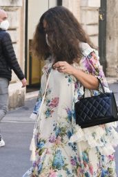 Salma Hayek Street Style - Rome 04/02/2021