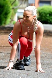 Apollonia Llewellyn - Working Out in a Park in Manchester 05/15/2021
