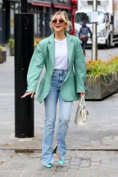 Ashley Roberts - Out in London 05/04/2021