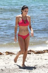 Bethenny Frankel in a Pink Bikini - Beach in Miami 05/29/2021