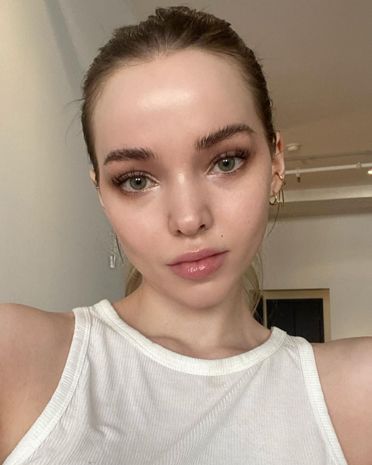 Dove Cameron 05/18/2021 • CelebMafia