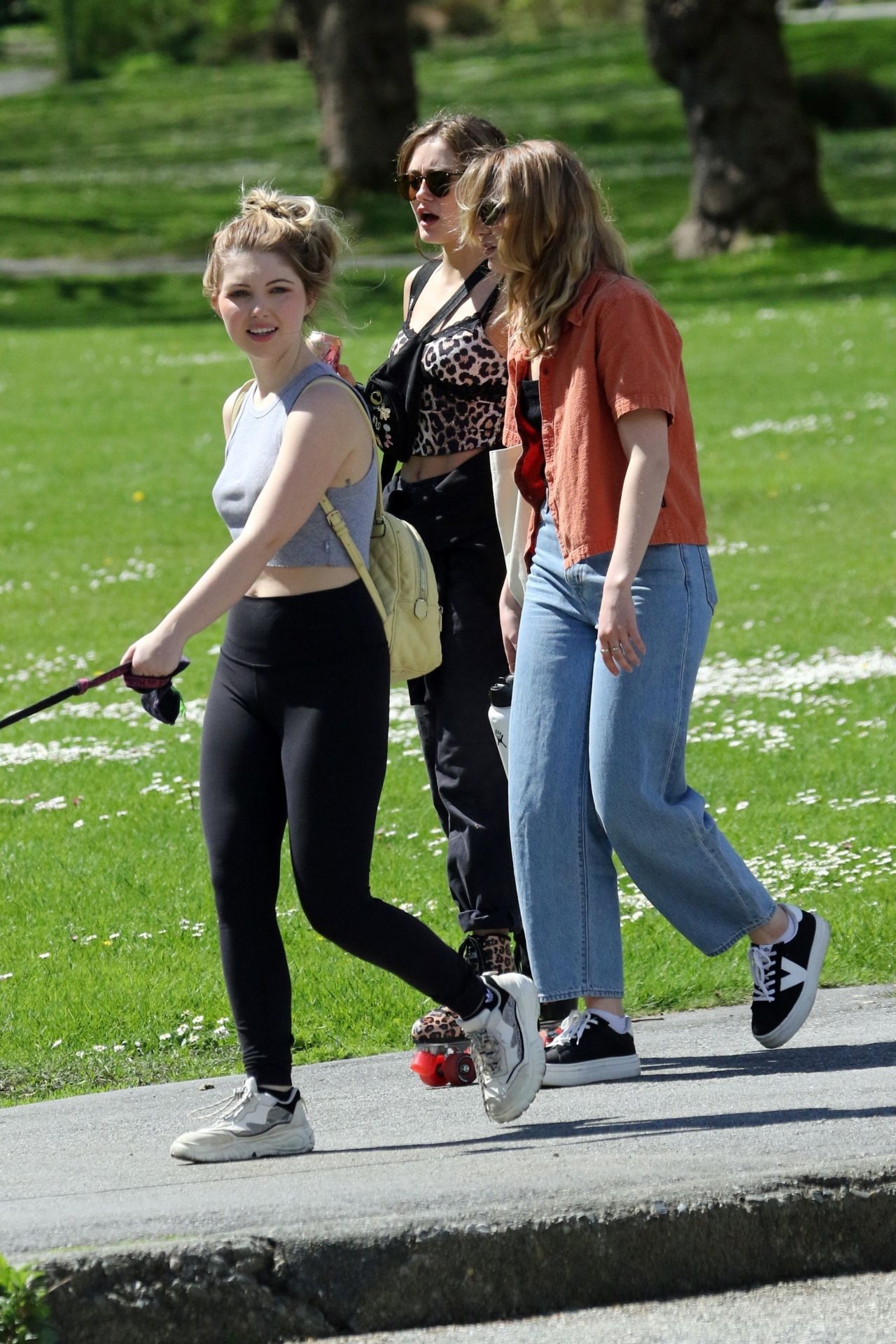 Ella Purnell - Rollerskates With Sammi Hanratty and Sophie Nelisse 05