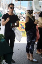 Emma Slater - Shopping at the Farmers Market in Los Angeles 05/02/2021