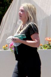Heather Locklear - Out in Agoura Hills 05/24/2021