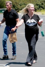 Heather Locklear - Out in Agoura Hills 05/24/2021