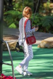 Isla Fisher and Sacha Baron Cohen - Sydney 05/08/2021