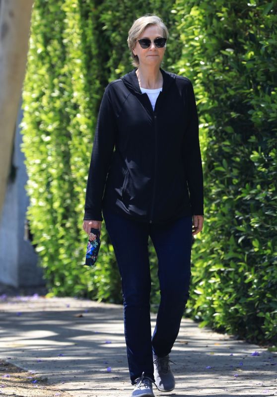 Jane Lynch - Out in West Hollywood 05/27/2021