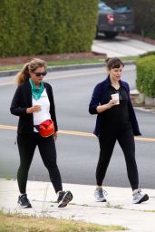 Jennifer Garner - Out in Brentwood 05/03/2021