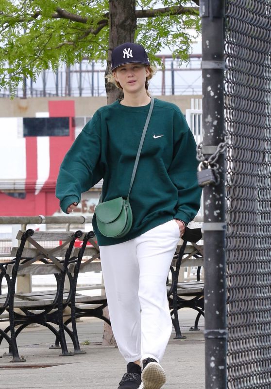 Jennifer Lawrence With husband Cooke Maroney in Manhattan