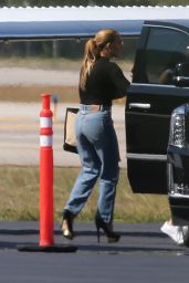 Jennifer Lopez - Boarding a Private Plane in Miami 05/27/2021