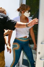 Jennifer Lopez - Out in Miami Beach 05/12/2021