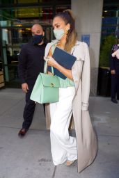 Jessica Alba is Stylish - Leaving Her Hotel in NY 05/06/2021