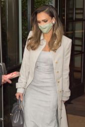 Jessica Alba - Out in NYC 05/07/2021