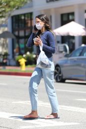 Jordana Brewster in Casual Outfit - Santa Monica 05/24/2021