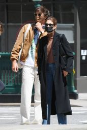 Kaia Gerber and Jacob Elordi - Stroll Together in Manhattan 05/11/2021
