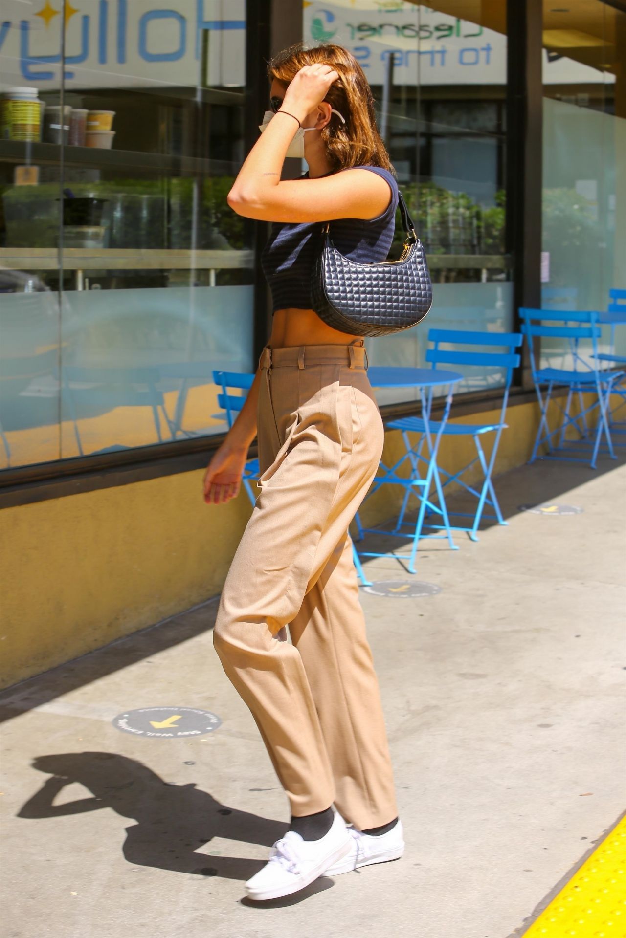 Kaia Gerber Street Style - West Hollywood 05/03/2021 • CelebMafia