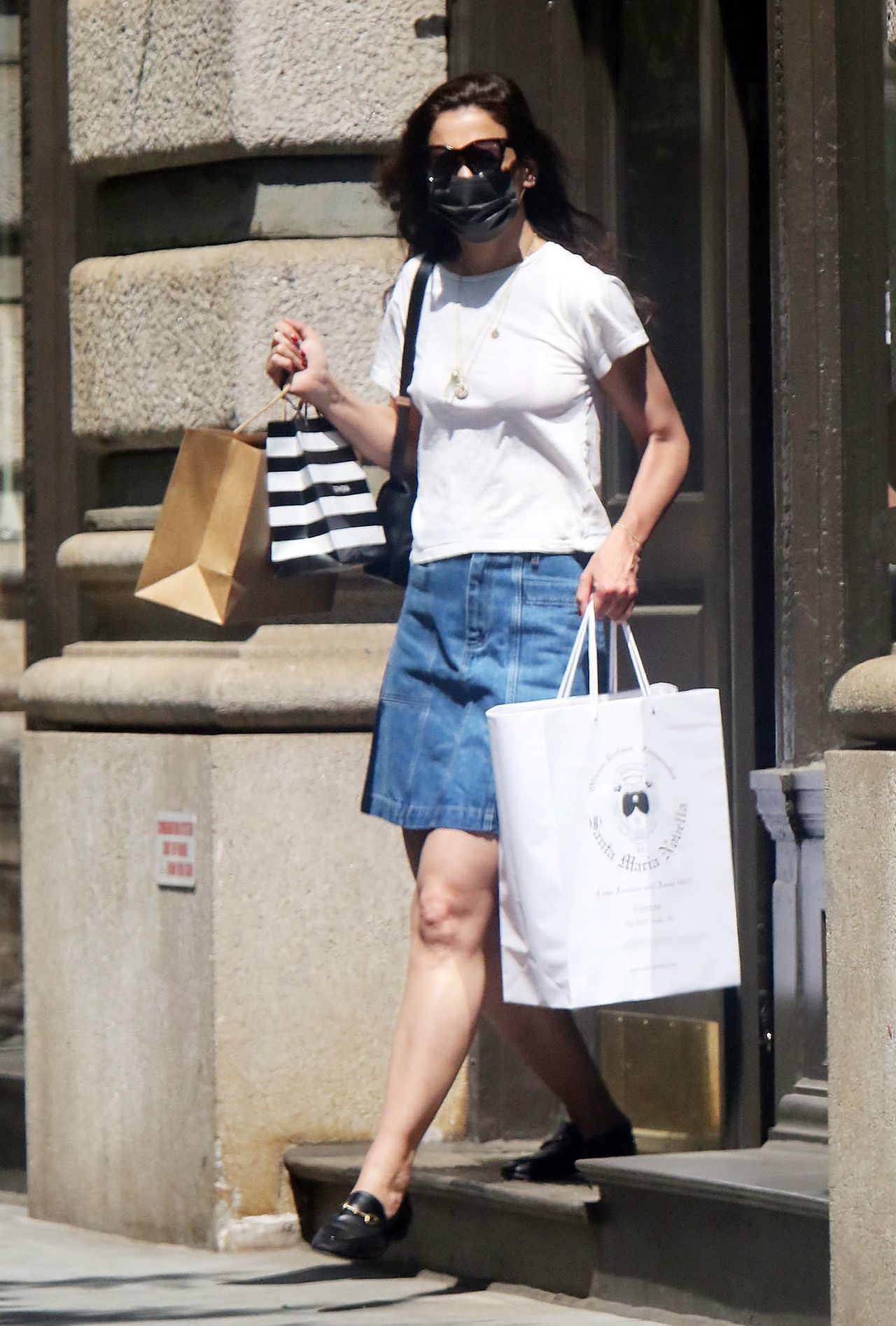 Katie Holmes in a Jean Skirt - Shopping in NYC 05/21/2021 • CelebMafia