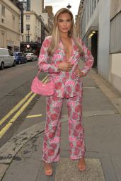 Kelsey Stratford - Out in London 05/27/2021