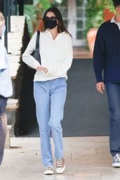 Kendall Jenner at the Bel Air Hotel in LA 05/06/2021