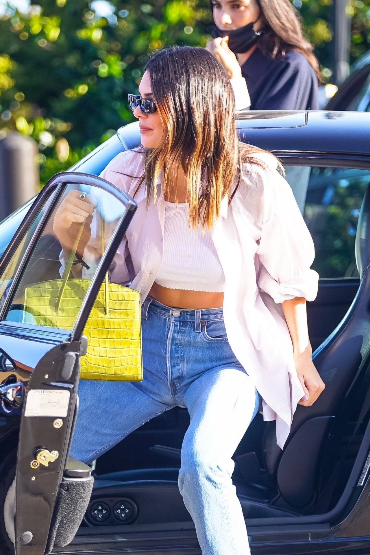 Kendall Jenner Street Style - Malibu 8/6/2016 • CelebMafia