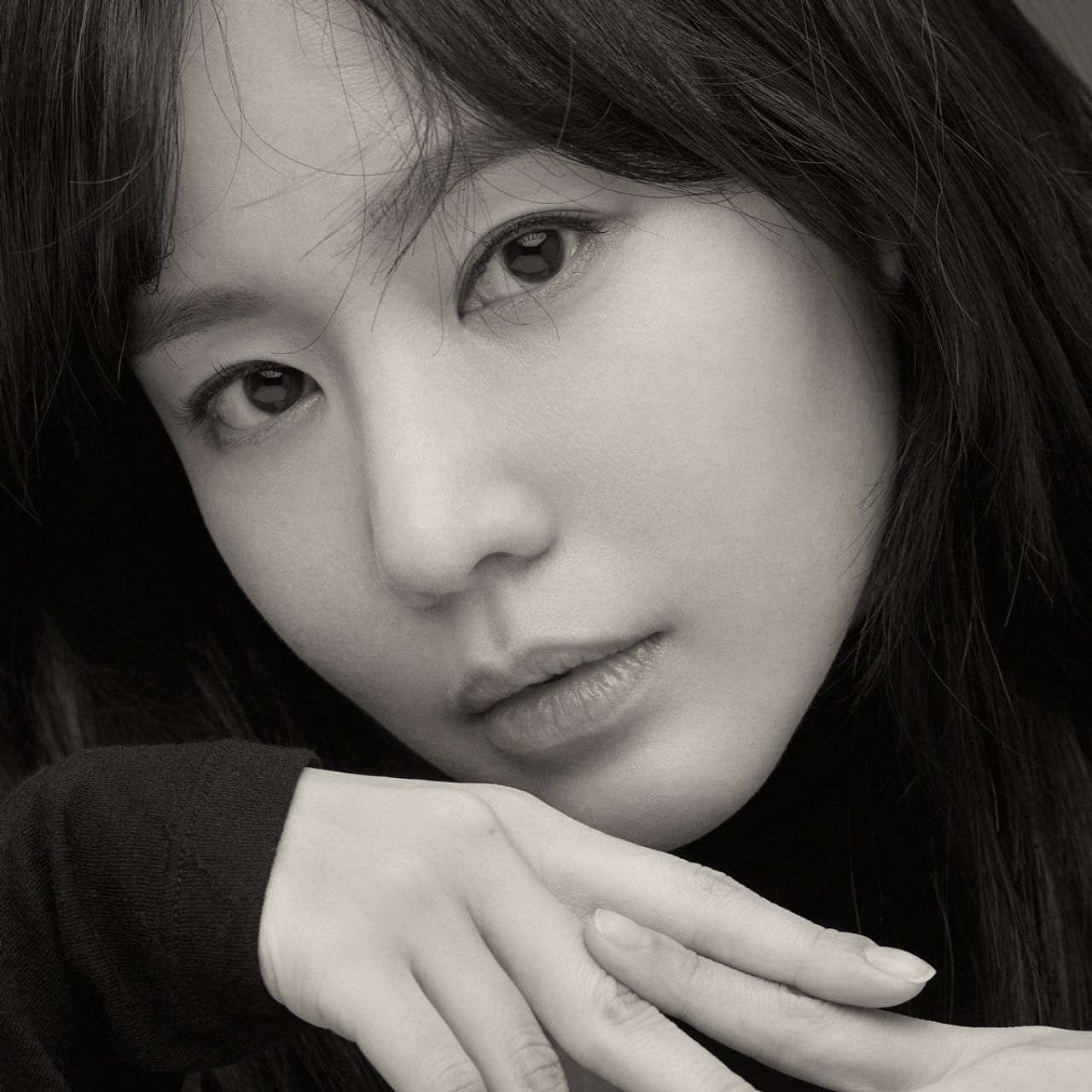 Kim Ah Joong - Gambaran