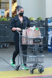 Lori Harvey - Grocery Shopping at Bristol Farms in West Hollywood 05/25/2021