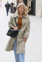 Mollie King - Out in London 05/21/2021