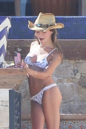 Olivia Jade in Cabo San Lucas 05/02/2021