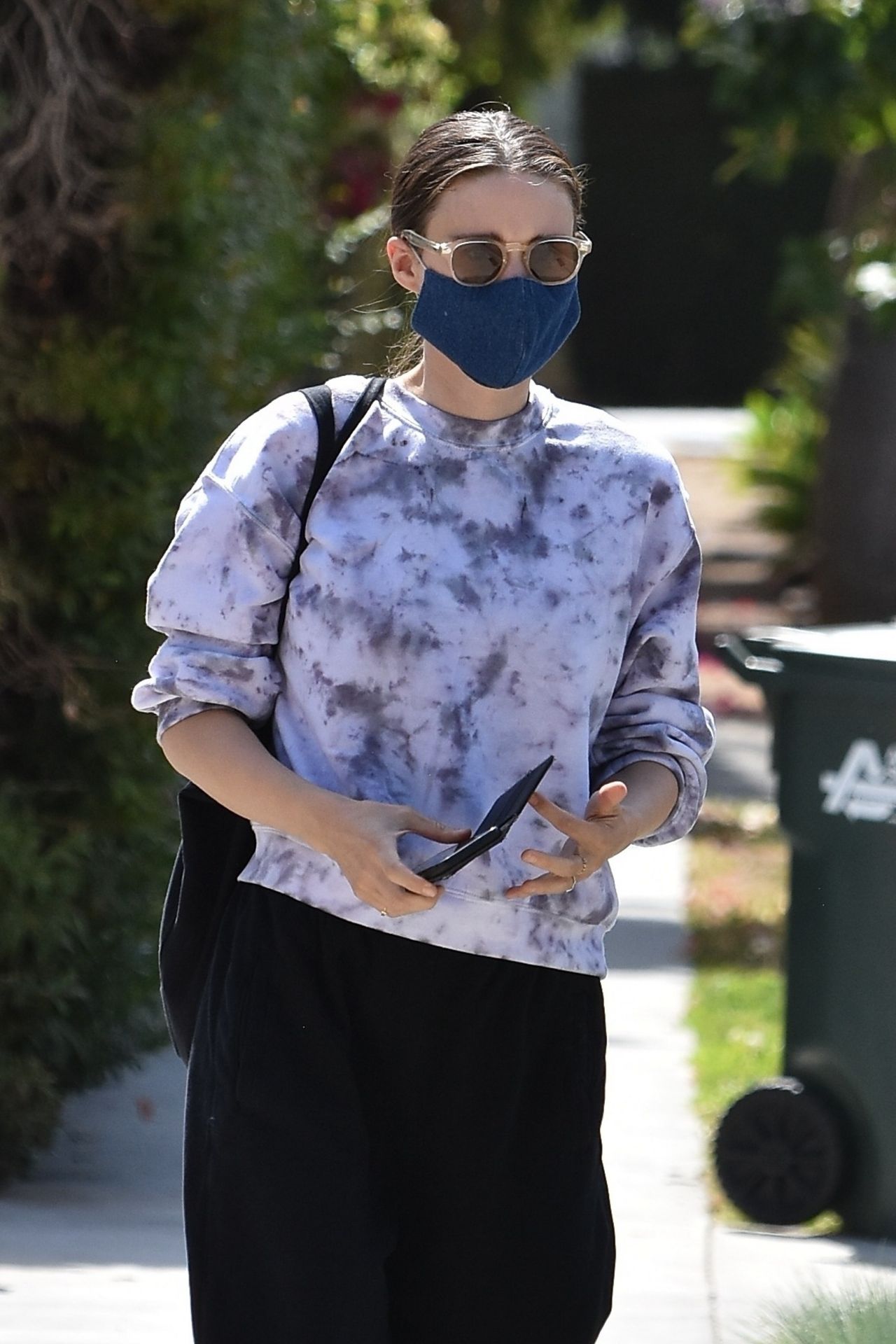 Rooney Mara at a Hollywood Spa 05/20/2021 • CelebMafia