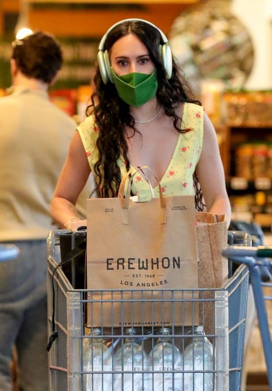 Rumer Willis - Grocery Shopping at Erewhon Natural Markets in Los Angeles 05/11/2021