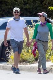 Sarah Silverman -Out in Los Feliz 05/02/2021