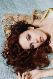 Scarlett Johansson - Vogue 2009 Photoshoot