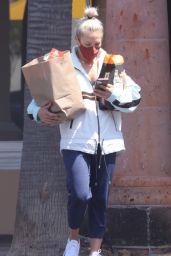 Sharna Burgess Wears a Training Bra - Shopping in Malibu 05/17/2021