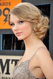 Taylor Swift - 2009 CMT Music Awards