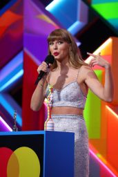 Taylor Swift – BRIT Awards 2021