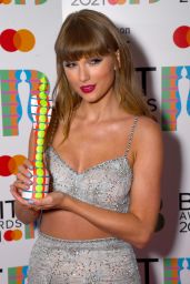 Taylor Swift – BRIT Awards 2021 Red Carpet